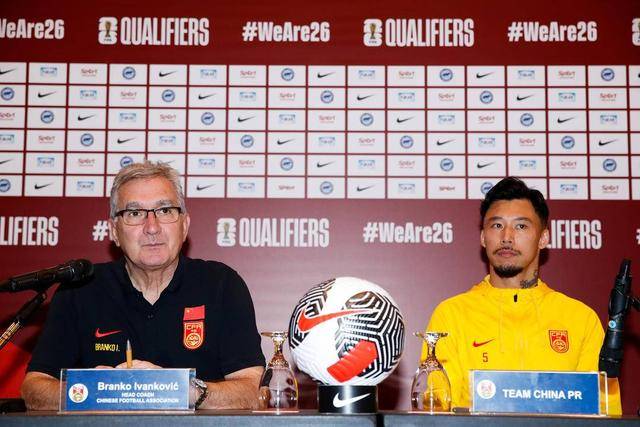 戈麦斯会与红牛集团续约3年，未来将与克洛普共事